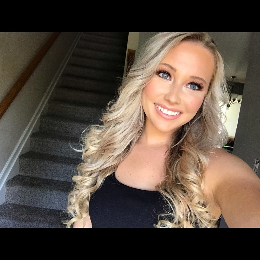 Meet your Posher, Kenzie